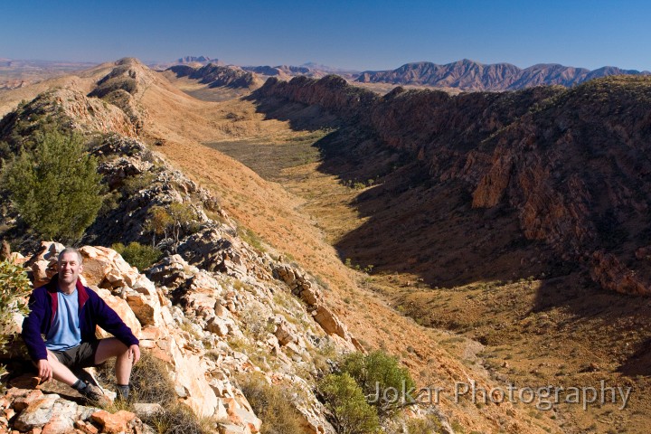 Larapinta_20080605_265 copy.jpg - John at Counts Point